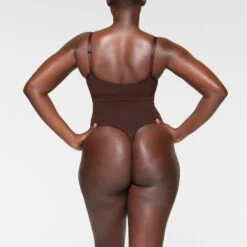 SEAMLESS SCULPT HIGH-WAISTED THONG | ESPRESSO -Underwear Specialty Shop SKIMS SHAPEWEAR PN THG 3360 IC ESP 0014 BK