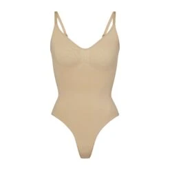 SEAMLESS SCULPT THONG BODYSUIT | CLAY