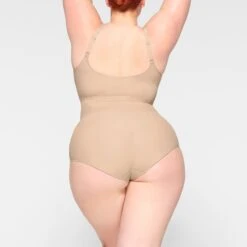EVERYDAY SCULPT HIGH-WAISTED BRIEF | MICA -Underwear Specialty Shop SKIMS SHAPEWEAR SH HWB 2151 JB MCA 0015 BK b2921297 e988 42ac a6cf d5c30fd1da2c
