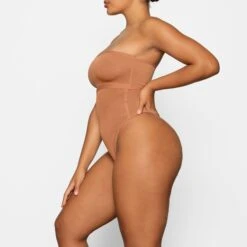 SHEER SCULPT HIGH-WAISTED THONG | BRONZE -Underwear Specialty Shop SKIMS SHAPEWEAR SH HWT 0251 DA BRZ 0025 SD