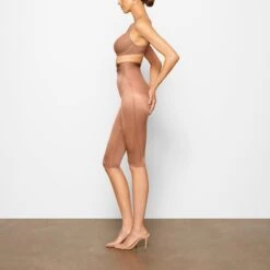 BARELY THERE CROPPED LEGGING | SIENNA -Underwear Specialty Shop SKIMS SHAPEWEAR SH LEG 0530 NB SIE SD