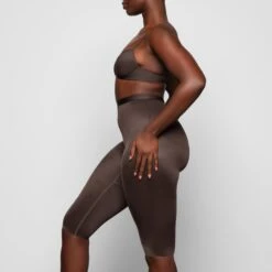 BARELY THERE CROPPED LEGGING | ESPRESSO -Underwear Specialty Shop SKIMS SHAPEWEAR SH LEG 0530 ZA ESP 0007 69c5d2da 276d 42b0 88c2 aa31af7fe1d1