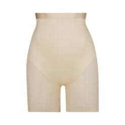 BARELY THERE LOW BACK SHORT | SAND
