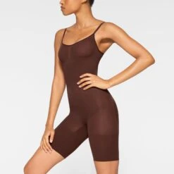 EVERYDAY SCULPT MID THIGH BODYSUIT | COCOA -Underwear Specialty Shop SKIMS SHAPEWEAR SH ONE 2154 JA COA 0011 SD 7939a3b9 2e39 4759 8bfc 67ccdf7c5051