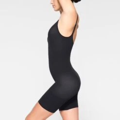 EVERYDAY SCULPT MID THIGH BODYSUIT | ONYX 9 EVERYDAY SCULPT MID THIGH BODYSUIT | ONYX -Underwear Specialty Shop SKIMS SHAPEWEAR SH ONE 2154 JC ONX 0009 SD