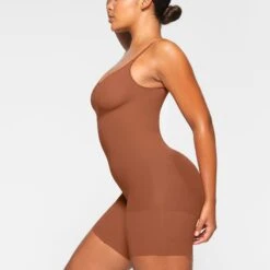EVERYDAY SCULPT MID THIGH BODYSUIT | BRONZE -Underwear Specialty Shop SKIMS SHAPEWEAR SH ONE 2154 KA BRZ 0010 SD