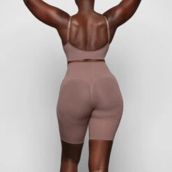 BUTT ENHANCING SHORT | UMBER -Underwear Specialty Shop SKIMS SHAPEWEAR SH SHO 2023 ZA UMB 0017