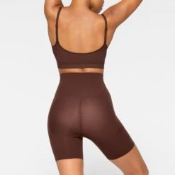 EVERYDAY SCULPT HIGH-WAISTED MID THIGH SHORT | COCOA -Underwear Specialty Shop SKIMS SHAPEWEAR SH SHO 2152 JA COA 0025 BK