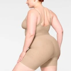 EVERYDAY SCULPT HIGH-WAISTED MID THIGH SHORT | MICA -Underwear Specialty Shop SKIMS SHAPEWEAR SH SHO 2152 JB MCA 0009 SD b40bee41 e708 41c3 98fd 9e94f0aefb4b