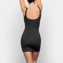 SWIM TANK DRESS | ONYX -Underwear Specialty Shop SKIMS SWIM SW DRS 0005 TC ONX 0024 BK
